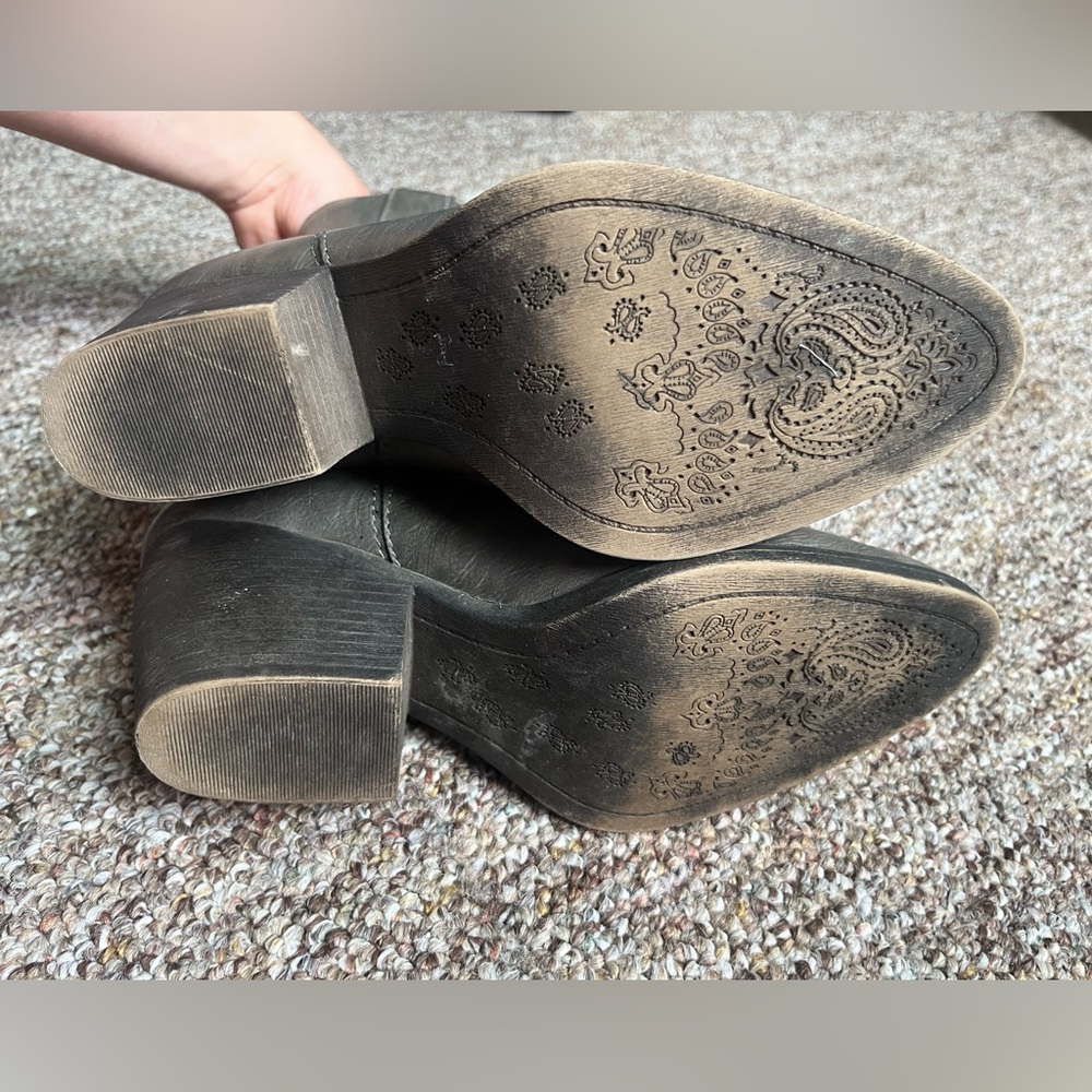 Steve Madden Boho Booties - Picture 7 of 7